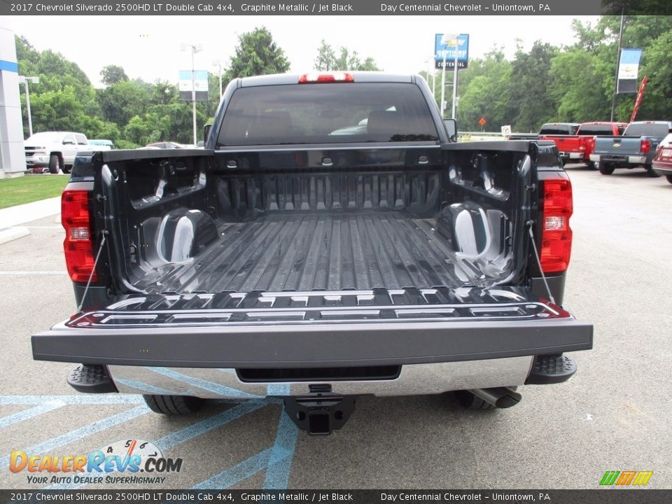 2017 Chevrolet Silverado 2500HD LT Double Cab 4x4 Graphite Metallic / Jet Black Photo #4