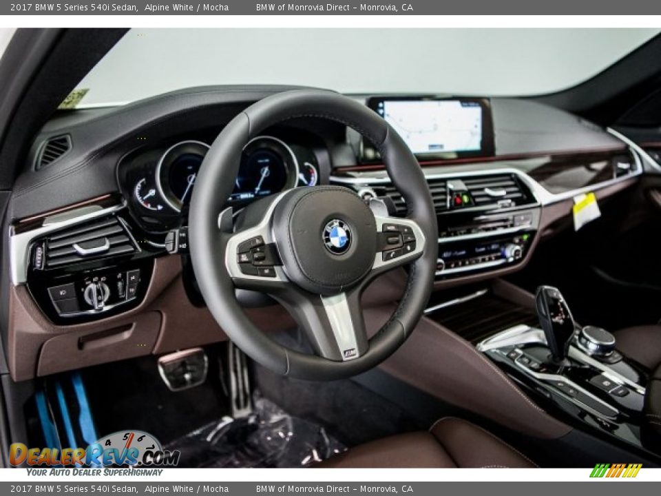 2017 BMW 5 Series 540i Sedan Alpine White / Mocha Photo #5