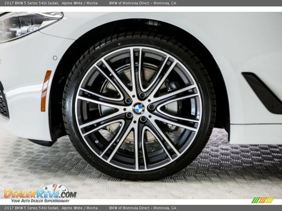 2017 BMW 5 Series 540i Sedan Alpine White / Mocha Photo #9
