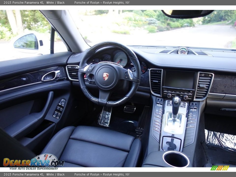 2015 Porsche Panamera 4S White / Black Photo #12