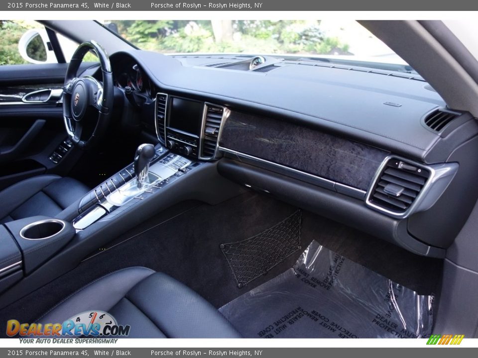 2015 Porsche Panamera 4S White / Black Photo #16