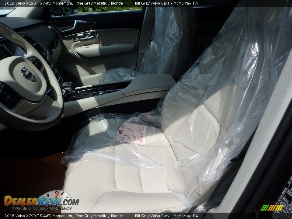 2018 Volvo XC90 T6 AWD Momentum Pine Grey Metallic / Blonde Photo #7