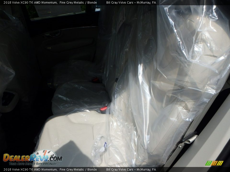 2018 Volvo XC90 T6 AWD Momentum Pine Grey Metallic / Blonde Photo #8