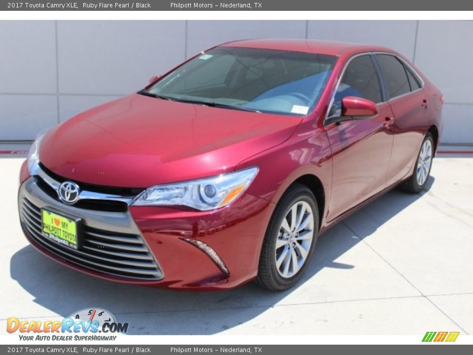 2017 Toyota Camry XLE Ruby Flare Pearl / Black Photo #3