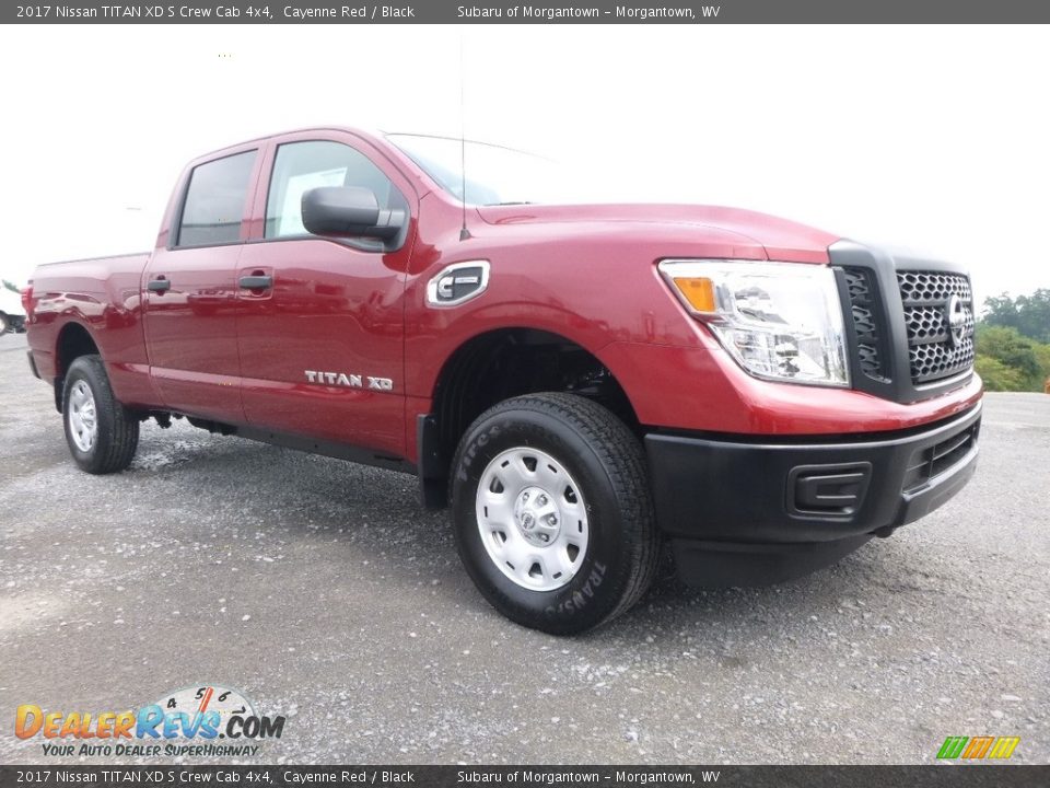 Front 3/4 View of 2017 Nissan TITAN XD S Crew Cab 4x4 Photo #1