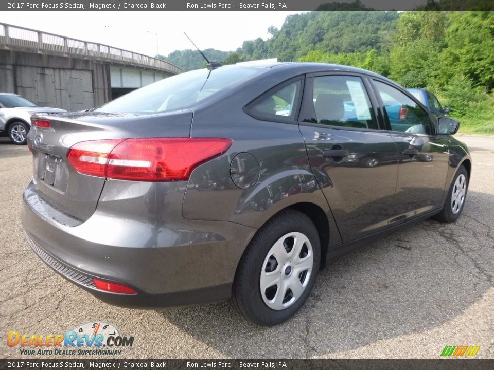 2017 Ford Focus S Sedan Magnetic / Charcoal Black Photo #2