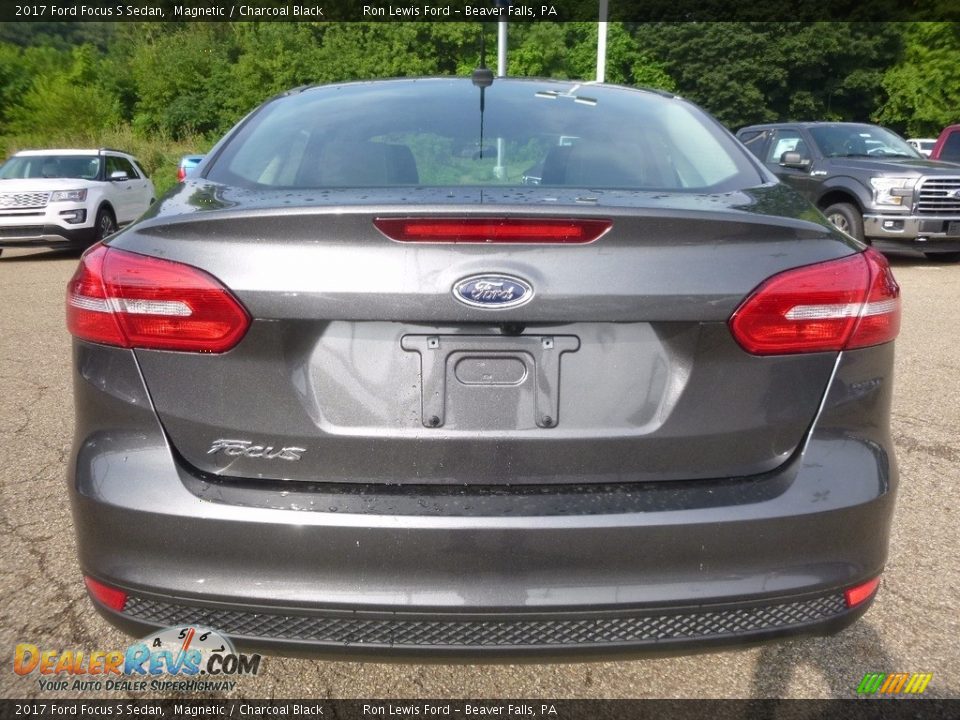 2017 Ford Focus S Sedan Magnetic / Charcoal Black Photo #3