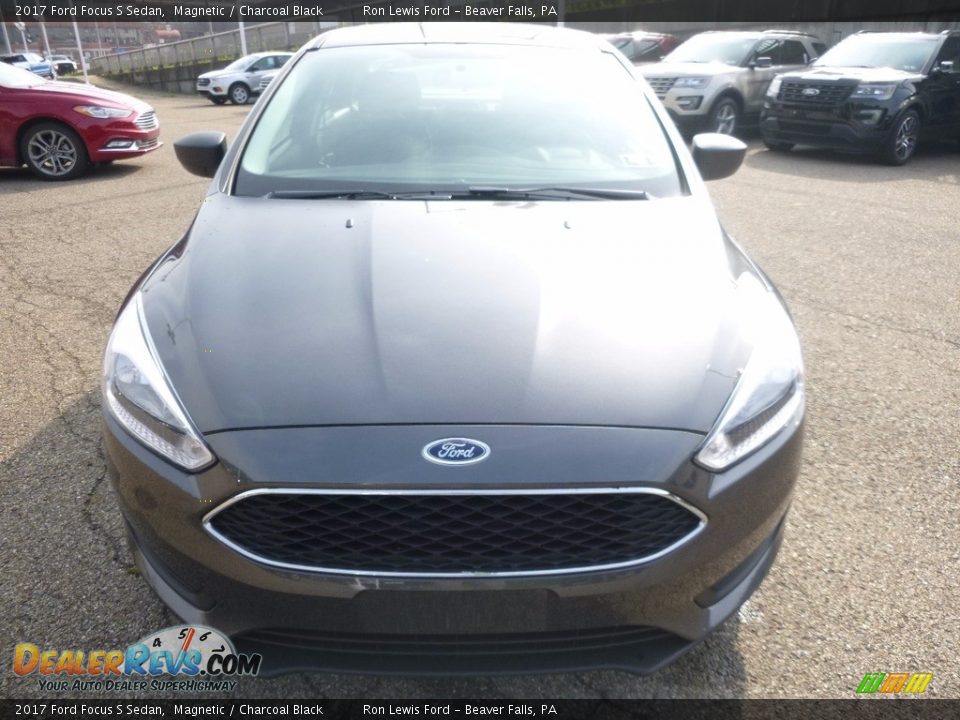2017 Ford Focus S Sedan Magnetic / Charcoal Black Photo #7