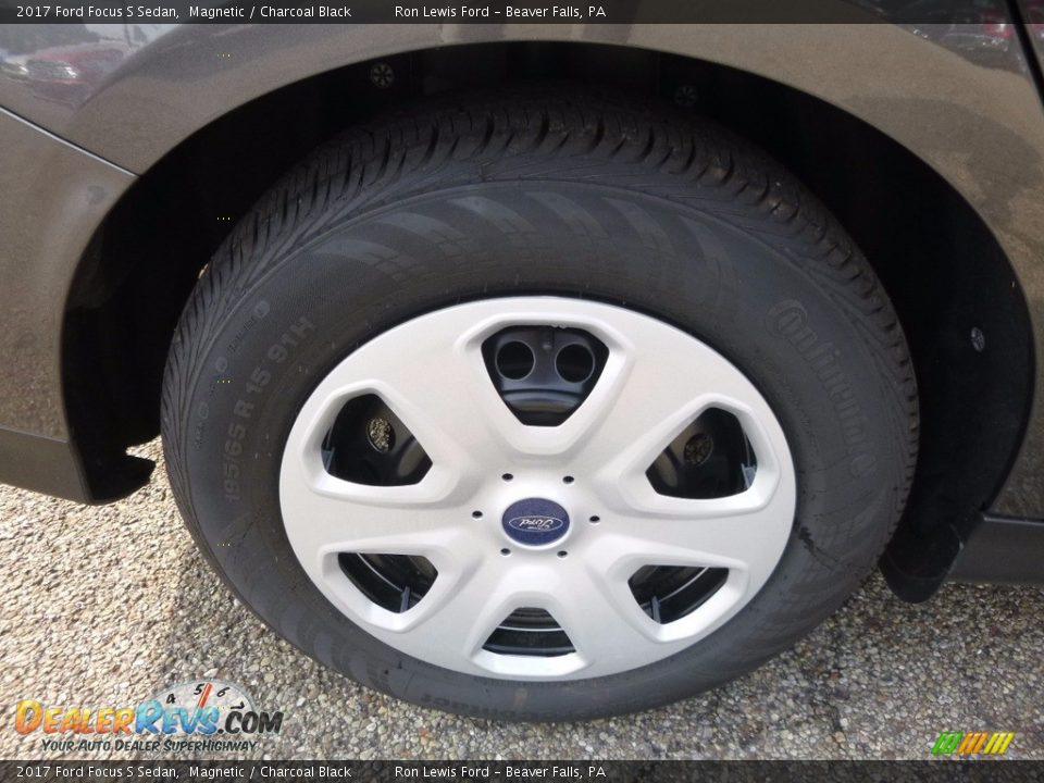 2017 Ford Focus S Sedan Magnetic / Charcoal Black Photo #9