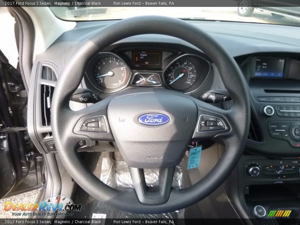 2017 Ford Focus S Sedan Magnetic / Charcoal Black Photo #15