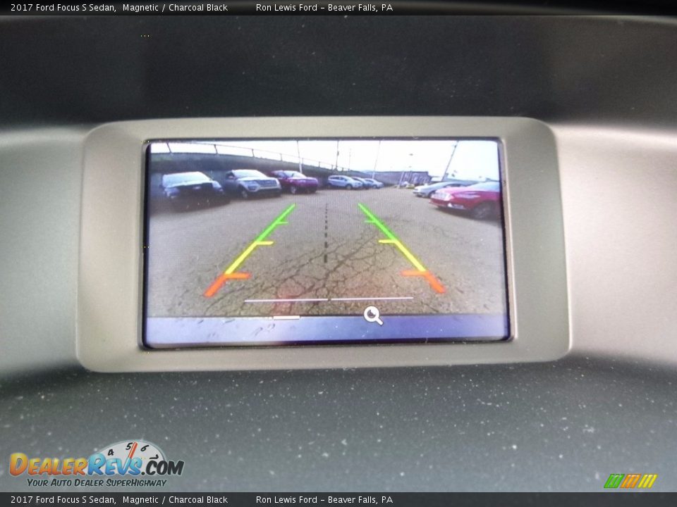 2017 Ford Focus S Sedan Magnetic / Charcoal Black Photo #17