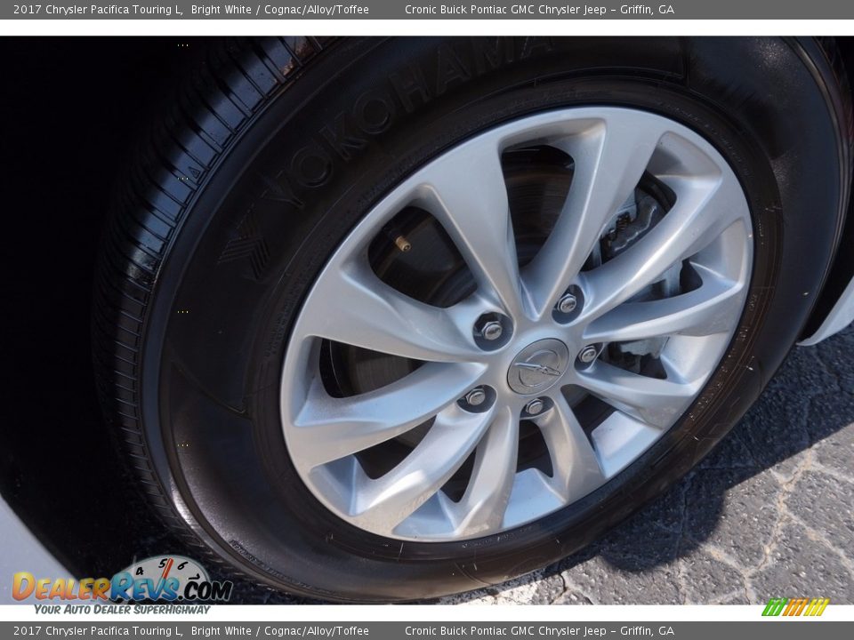 2017 Chrysler Pacifica Touring L Bright White / Cognac/Alloy/Toffee Photo #23