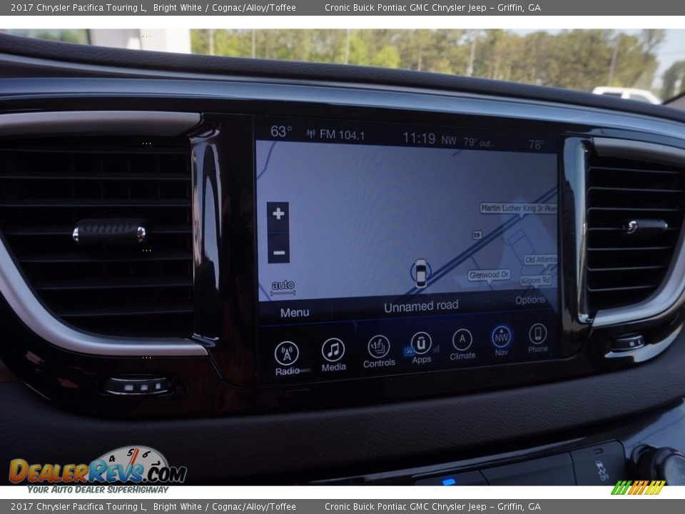 2017 Chrysler Pacifica Touring L Bright White / Cognac/Alloy/Toffee Photo #25