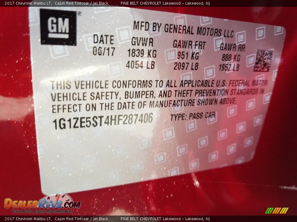 2017 Chevrolet Malibu LT Cajun Red Tintcoat / Jet Black Photo #8