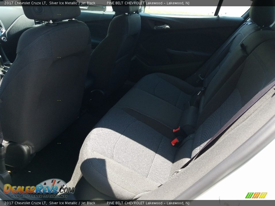 2017 Chevrolet Cruze LT Silver Ice Metallic / Jet Black Photo #9