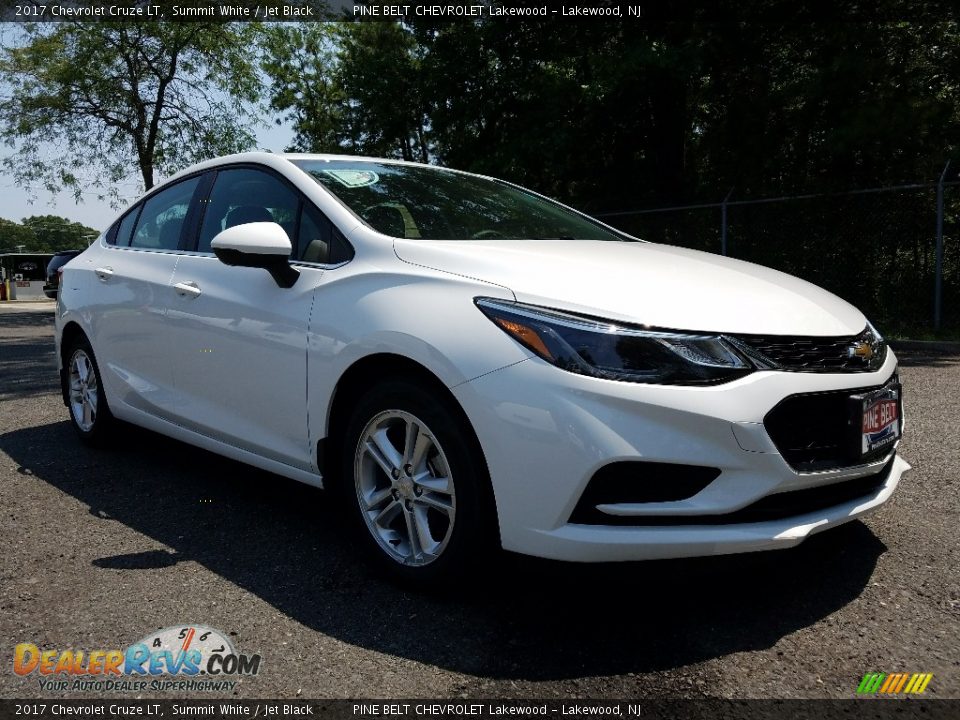 2017 Chevrolet Cruze LT Summit White / Jet Black Photo #1