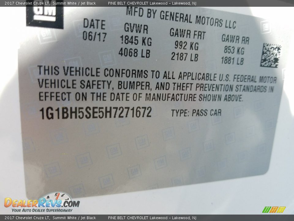 2017 Chevrolet Cruze LT Summit White / Jet Black Photo #8