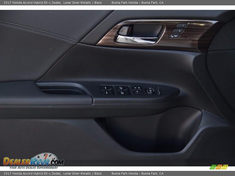 2017 Honda Accord Hybrid EX-L Sedan Lunar Silver Metallic / Black Photo #8