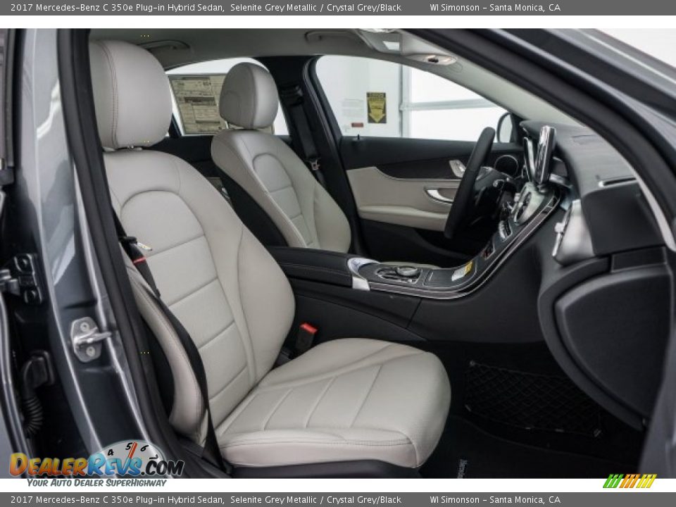 Front Seat of 2017 Mercedes-Benz C 350e Plug-in Hybrid Sedan Photo #2