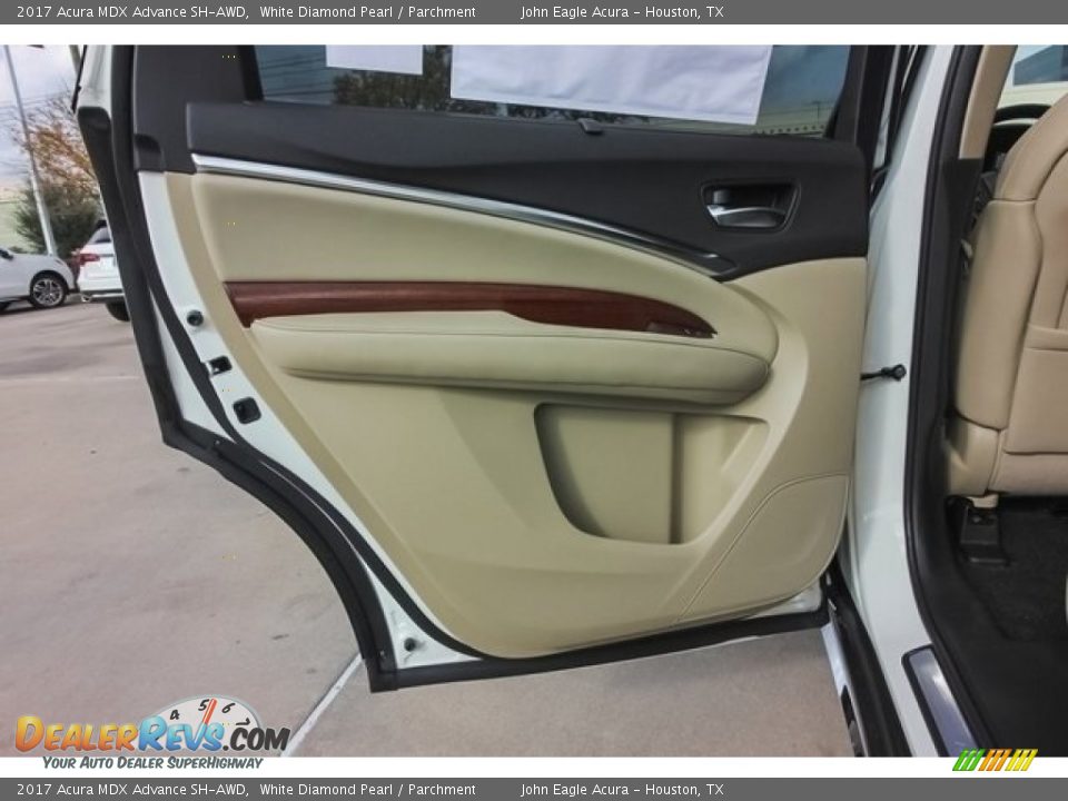 2017 Acura MDX Advance SH-AWD White Diamond Pearl / Parchment Photo #19
