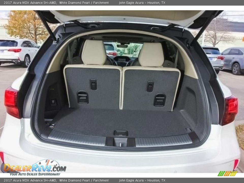 2017 Acura MDX Advance SH-AWD White Diamond Pearl / Parchment Photo #22