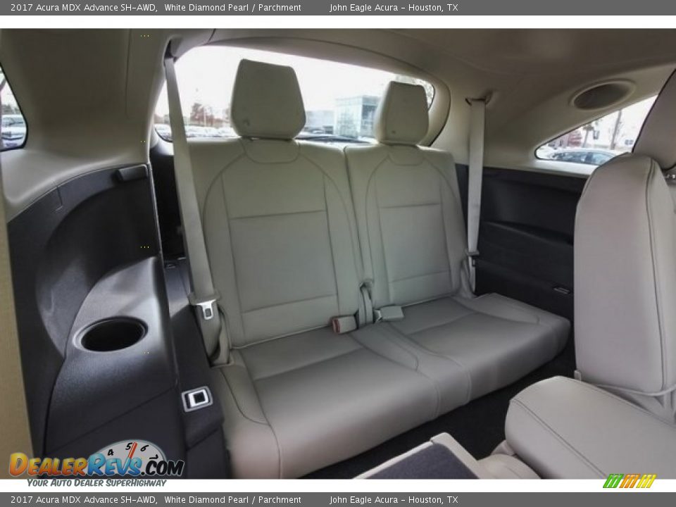 2017 Acura MDX Advance SH-AWD White Diamond Pearl / Parchment Photo #26