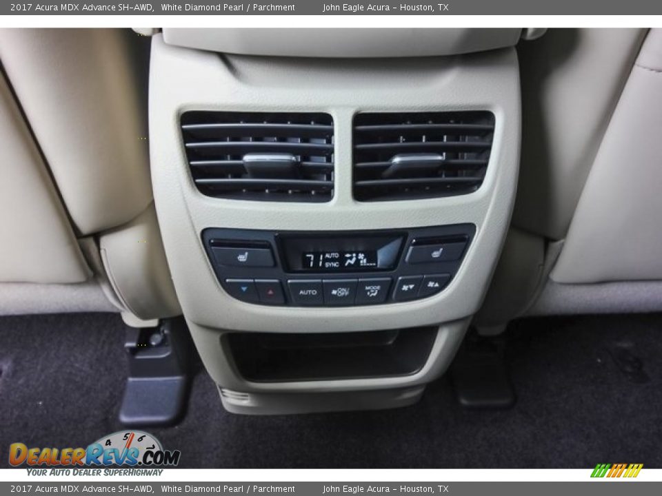 2017 Acura MDX Advance SH-AWD White Diamond Pearl / Parchment Photo #31