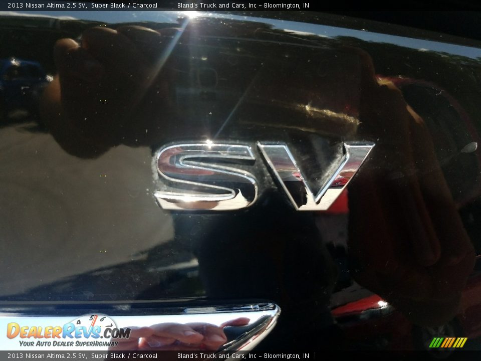 2013 Nissan Altima 2.5 SV Super Black / Charcoal Photo #5