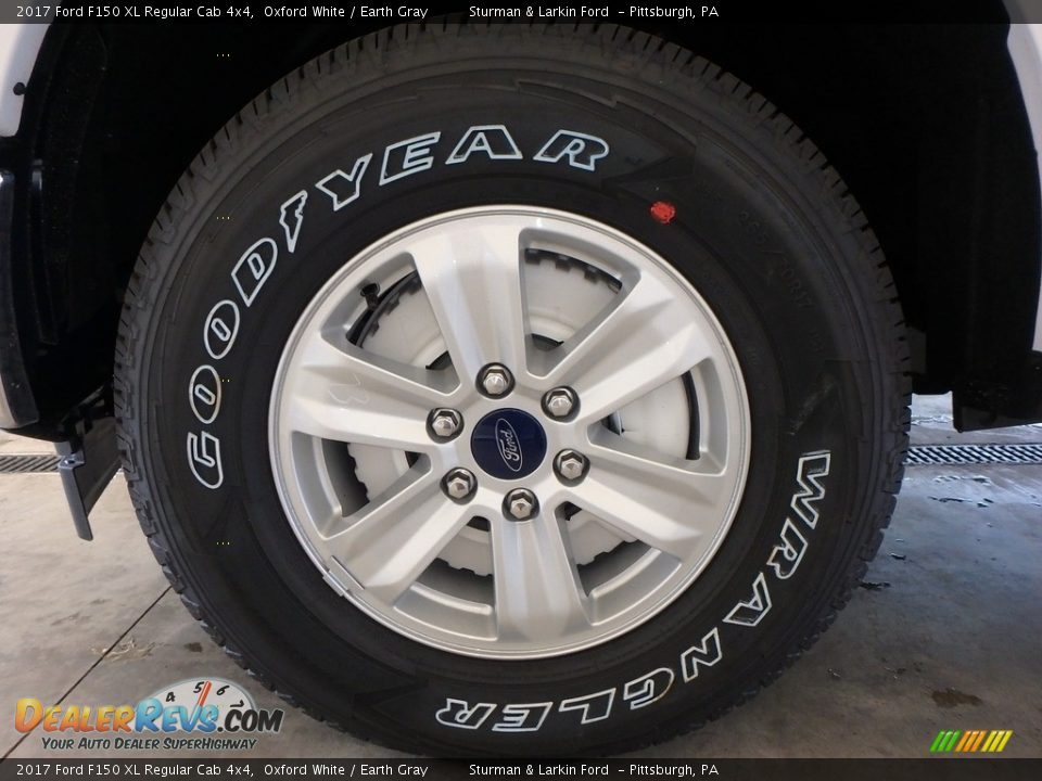 2017 Ford F150 XL Regular Cab 4x4 Oxford White / Earth Gray Photo #5