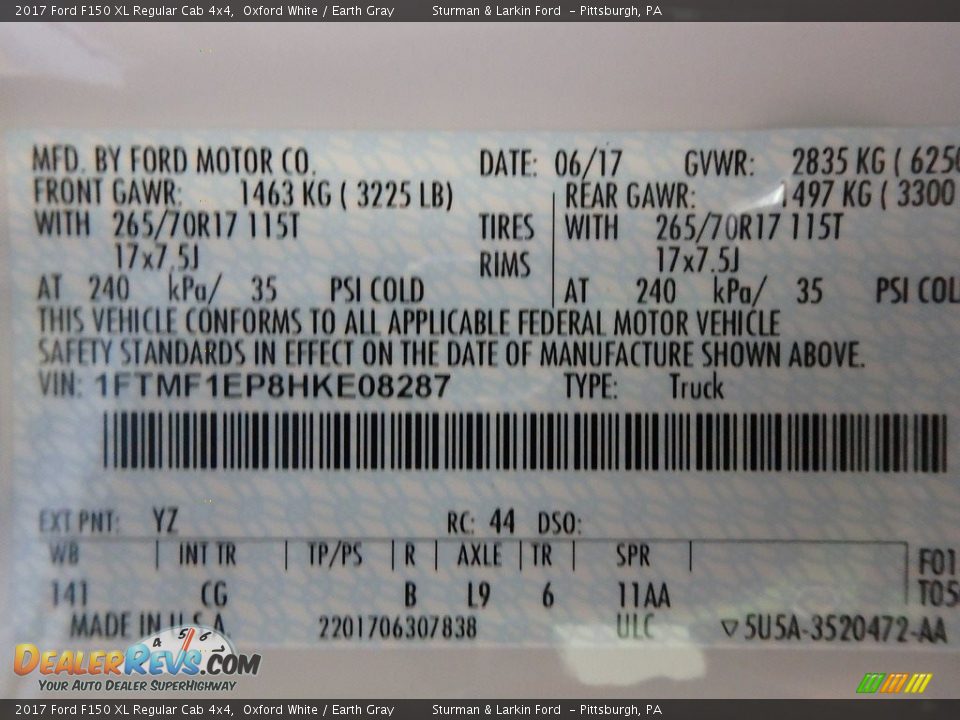 2017 Ford F150 XL Regular Cab 4x4 Oxford White / Earth Gray Photo #10