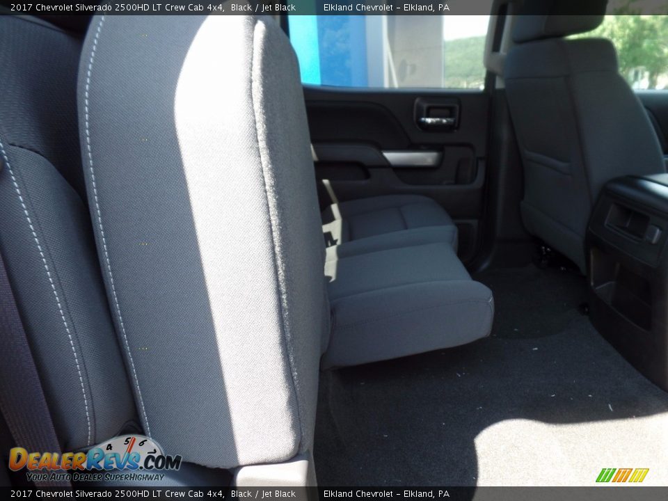 2017 Chevrolet Silverado 2500HD LT Crew Cab 4x4 Black / Jet Black Photo #17