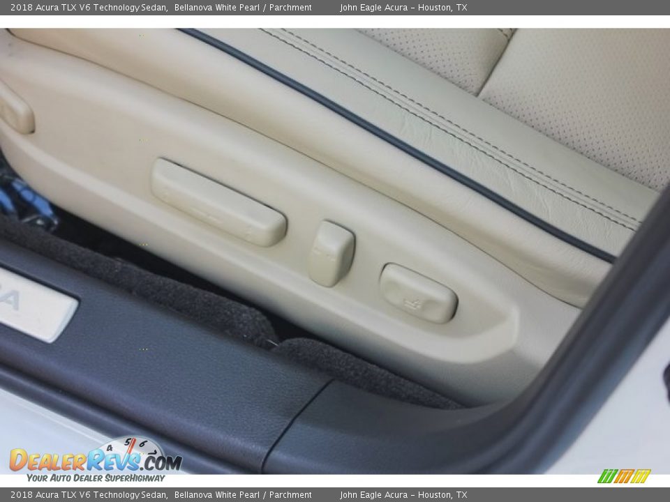 2018 Acura TLX V6 Technology Sedan Bellanova White Pearl / Parchment Photo #17