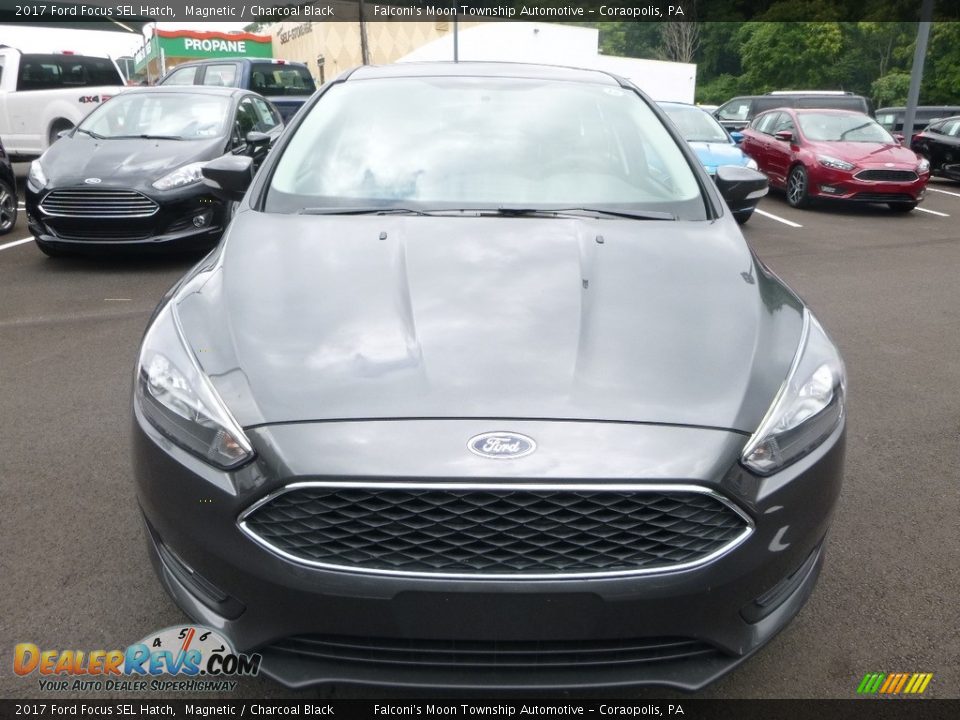 2017 Ford Focus SEL Hatch Magnetic / Charcoal Black Photo #4