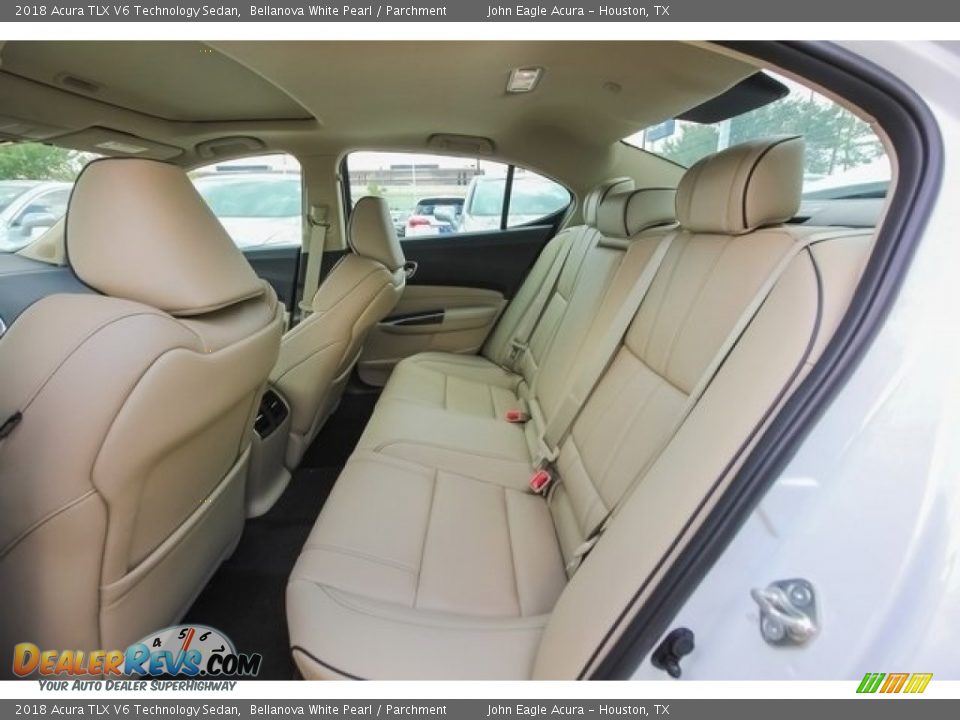 2018 Acura TLX V6 Technology Sedan Bellanova White Pearl / Parchment Photo #21
