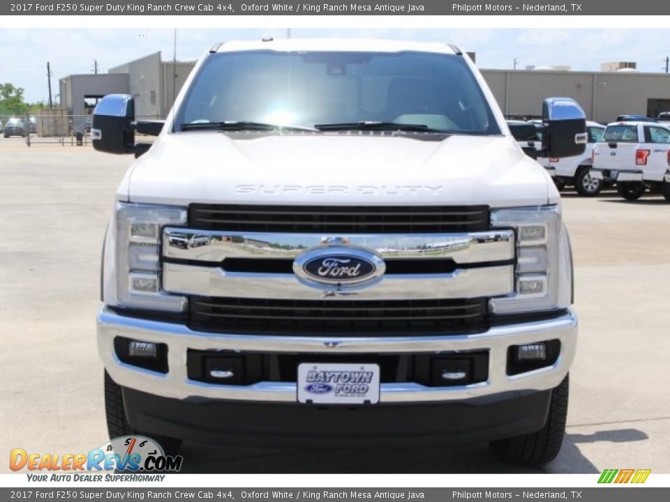 2017 Ford F250 Super Duty King Ranch Crew Cab 4x4 Oxford White / King Ranch Mesa Antique Java Photo #2