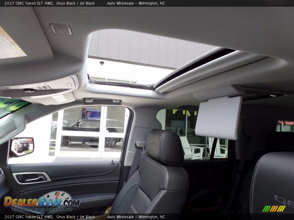 2017 GMC Yukon SLT 4WD Onyx Black / Jet Black Photo #12