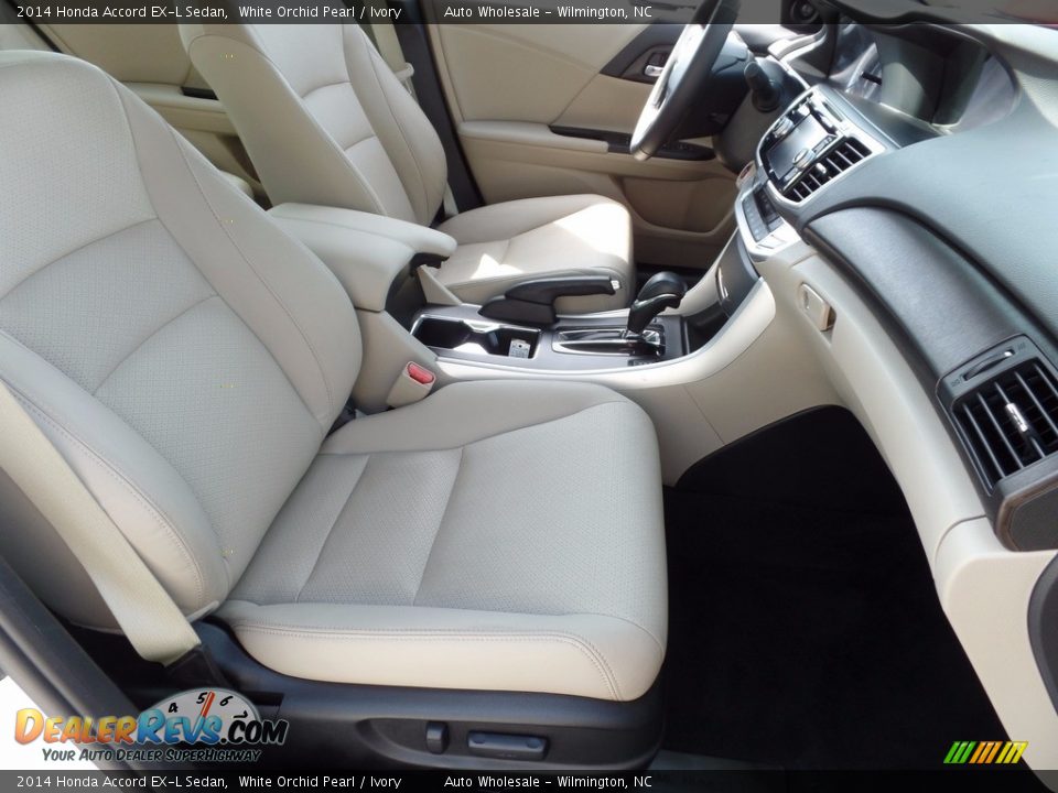 2014 Honda Accord EX-L Sedan White Orchid Pearl / Ivory Photo #13