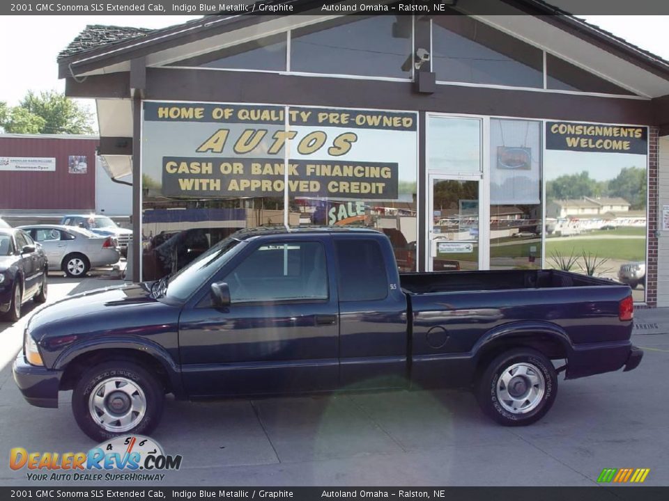 2001 GMC Sonoma SLS Extended Cab Indigo Blue Metallic / Graphite Photo #1