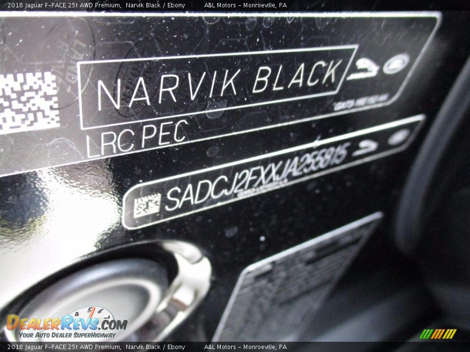 2018 Jaguar F-PACE 25t AWD Premium Narvik Black / Ebony Photo #18