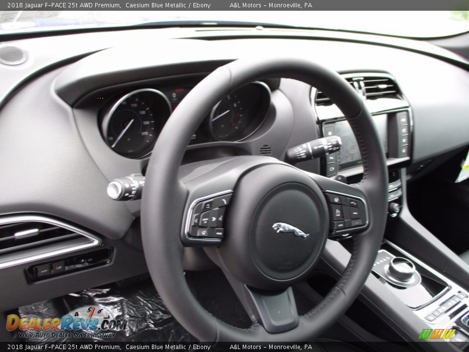 2018 Jaguar F-PACE 25t AWD Premium Steering Wheel Photo #13