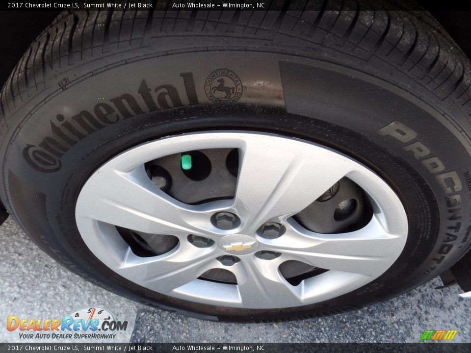 2017 Chevrolet Cruze LS Summit White / Jet Black Photo #7