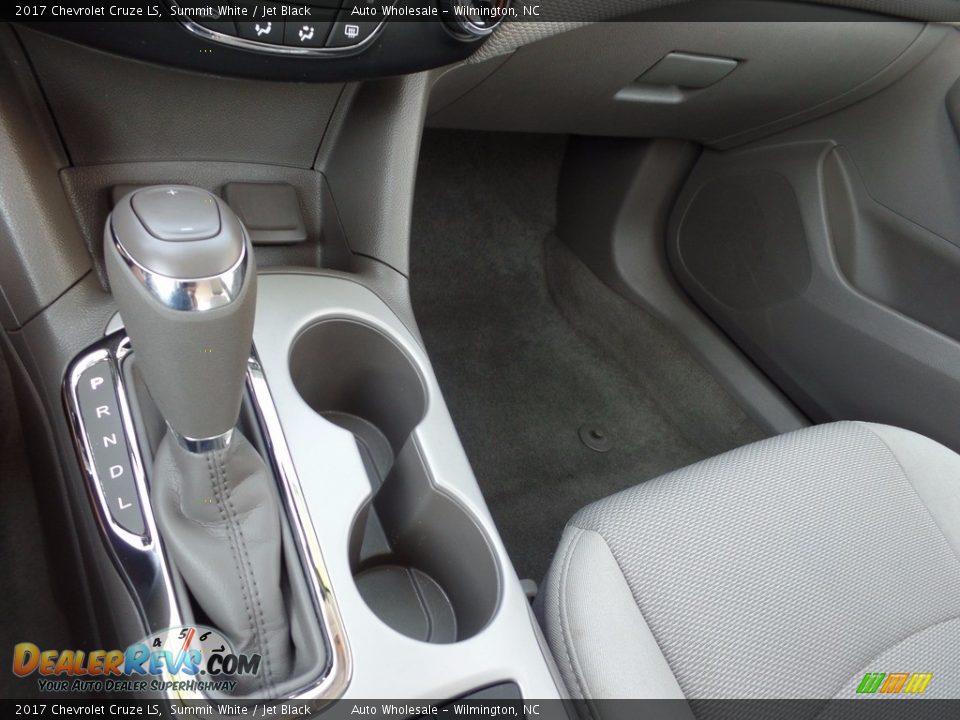 2017 Chevrolet Cruze LS Summit White / Jet Black Photo #20