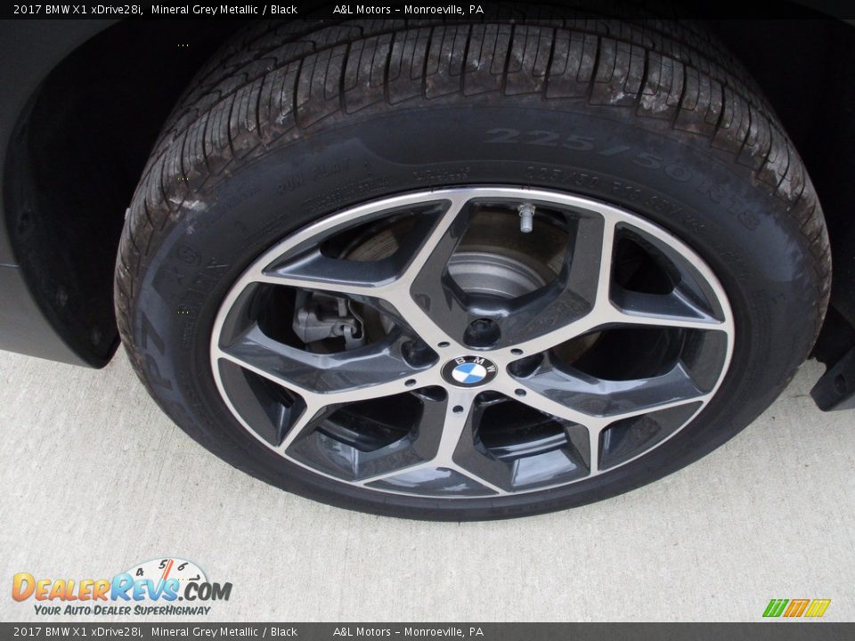 2017 BMW X1 xDrive28i Mineral Grey Metallic / Black Photo #3
