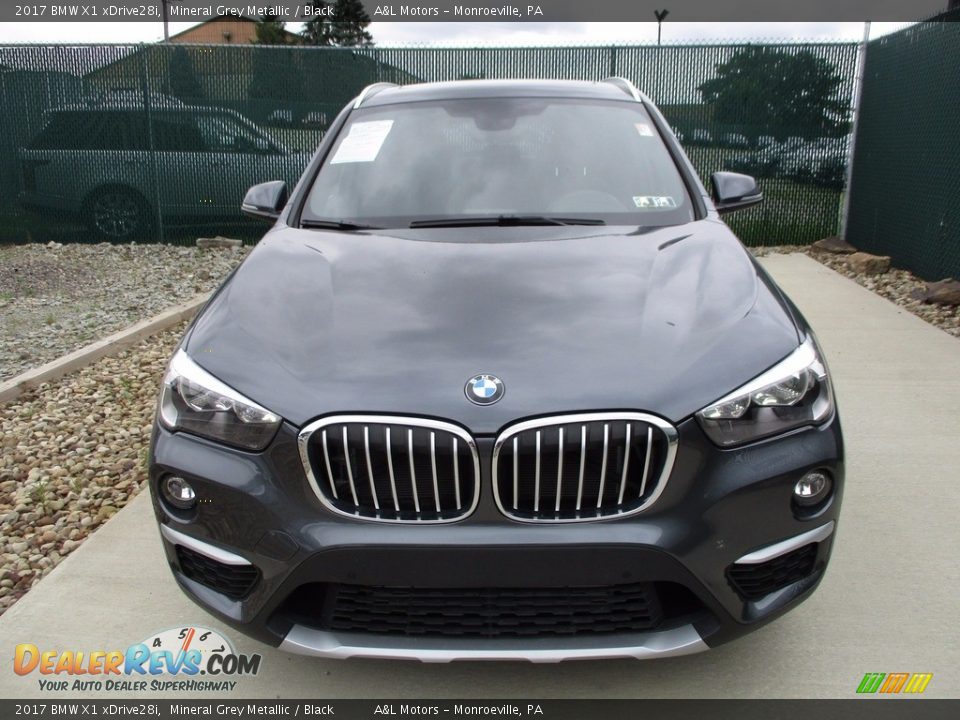 2017 BMW X1 xDrive28i Mineral Grey Metallic / Black Photo #5