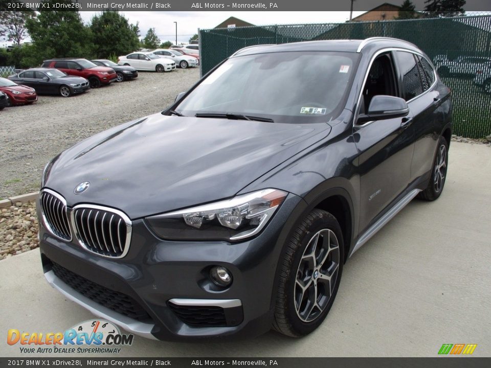 2017 BMW X1 xDrive28i Mineral Grey Metallic / Black Photo #6