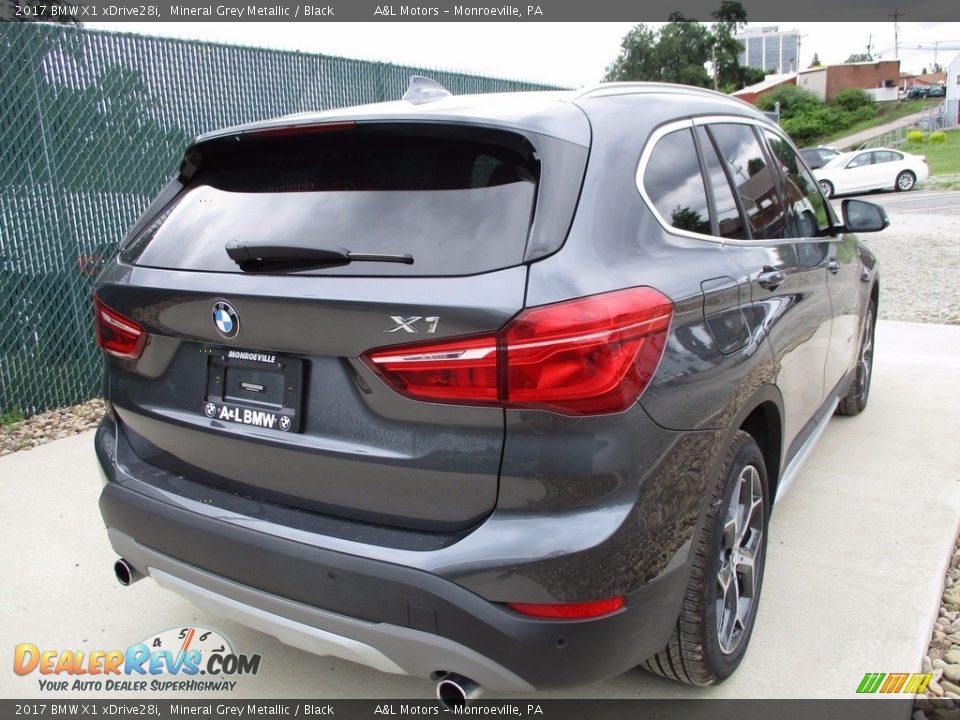 2017 BMW X1 xDrive28i Mineral Grey Metallic / Black Photo #8