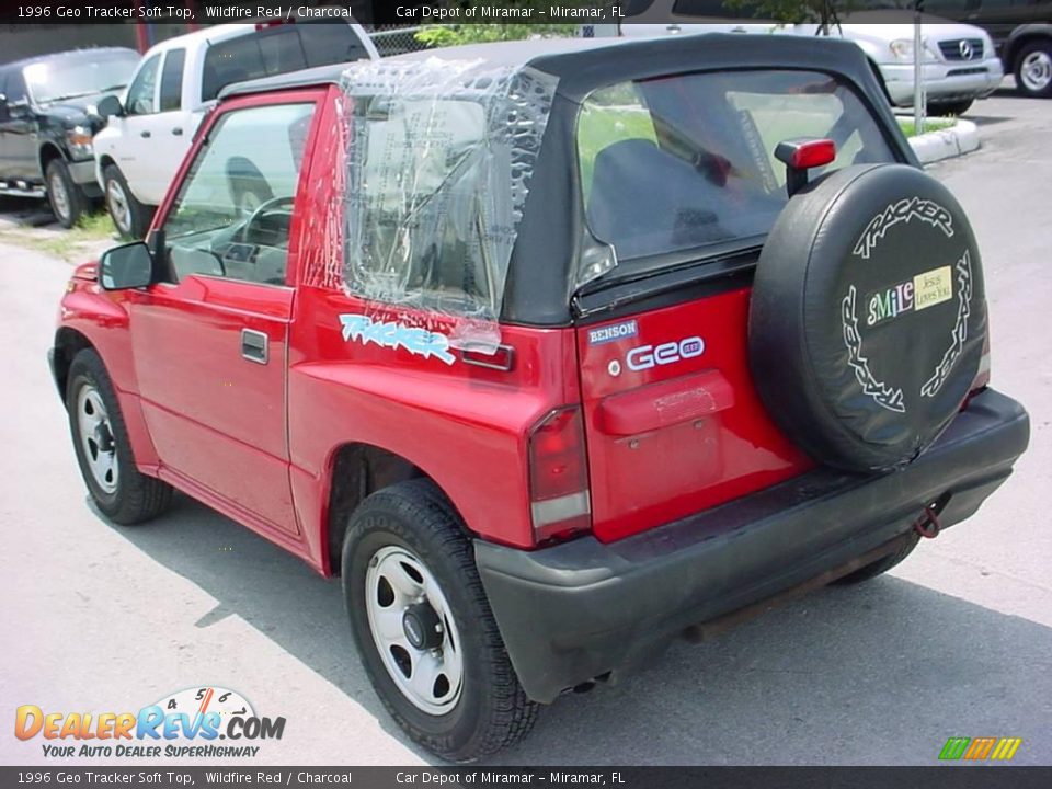 1996 Geo Tracker Soft Top Wildfire Red / Charcoal Photo #3