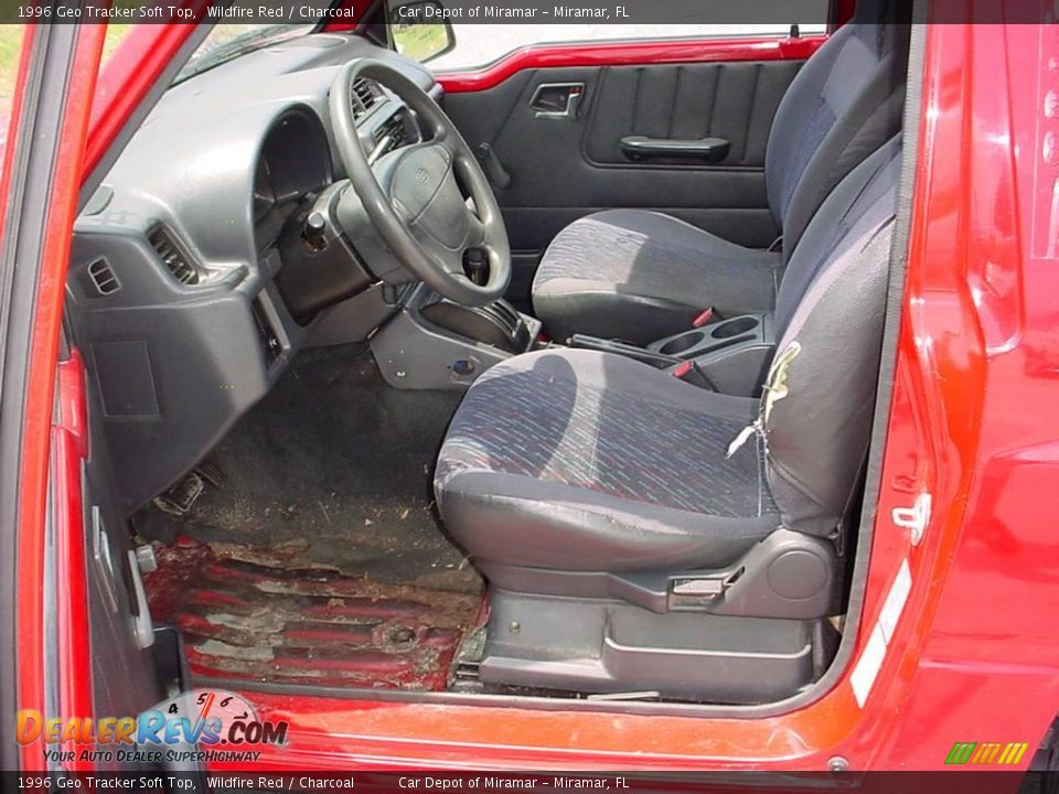 1996 Geo Tracker Soft Top Wildfire Red / Charcoal Photo #9