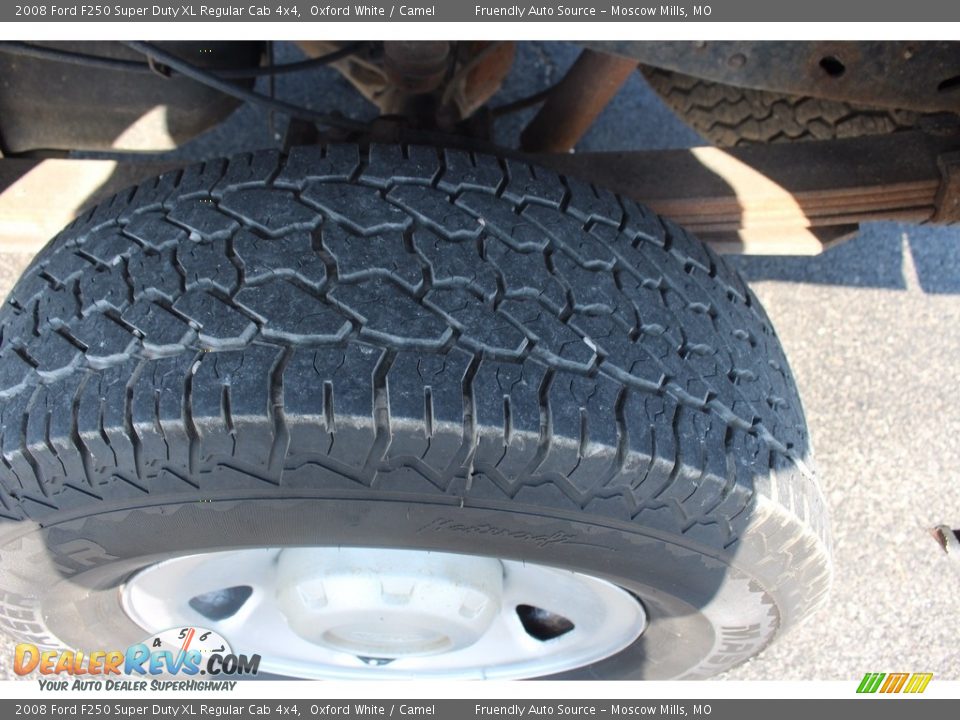 2008 Ford F250 Super Duty XL Regular Cab 4x4 Oxford White / Camel Photo #10