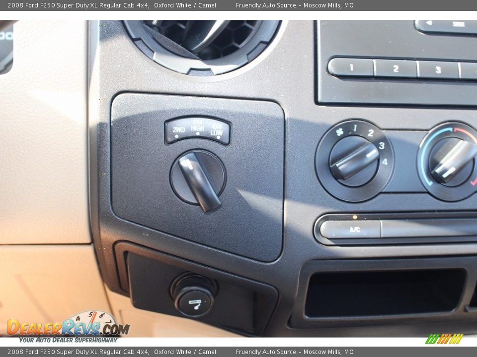 2008 Ford F250 Super Duty XL Regular Cab 4x4 Oxford White / Camel Photo #20